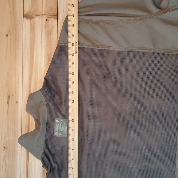 Reel Legends Saltwater vented fishing shirt.‎ - Picture 10 of 10